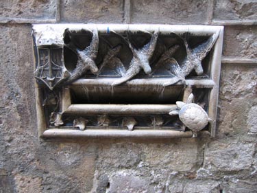 Barcelona Mailbox
